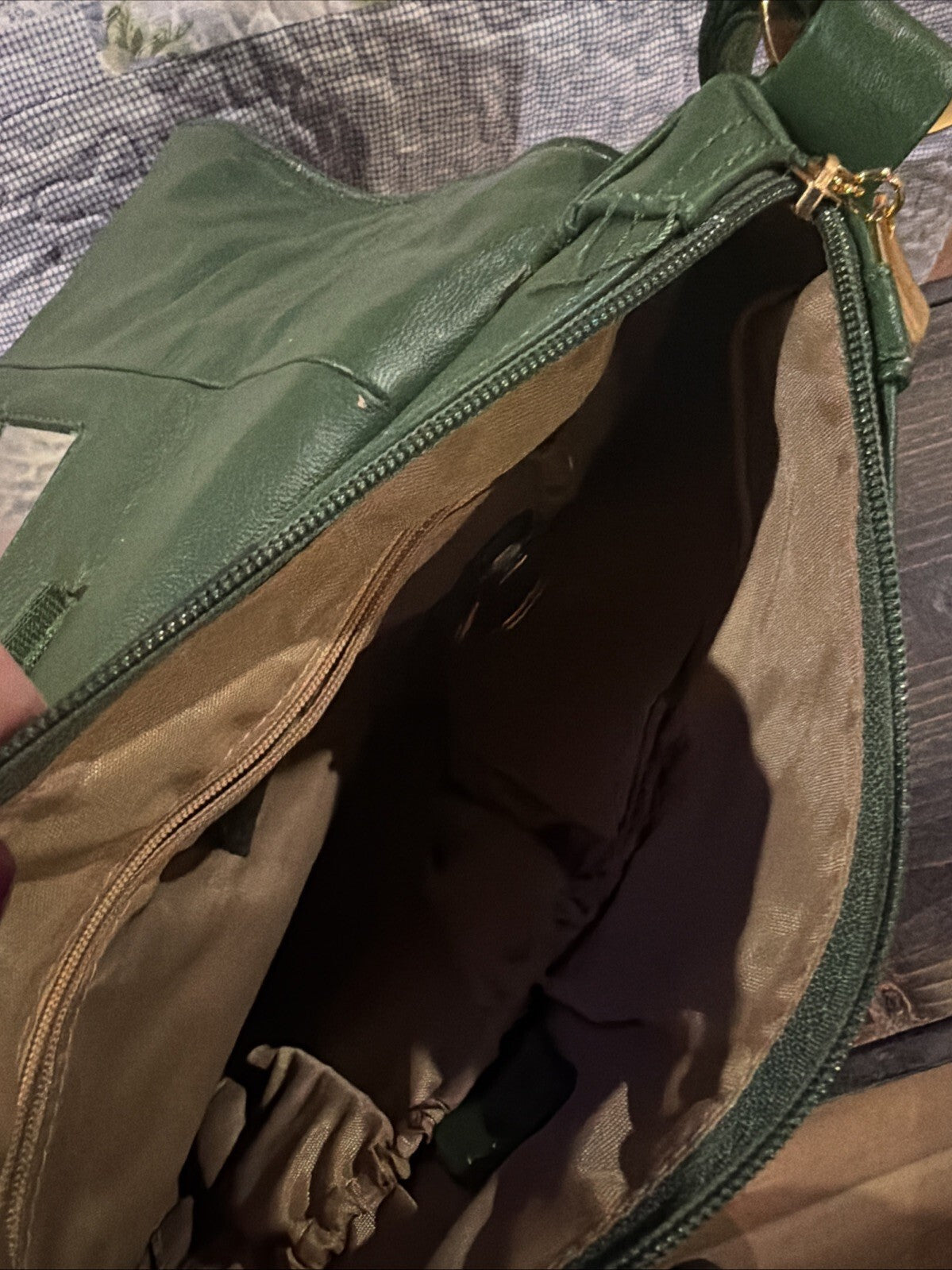 AJ Valenci womens handbag new leather, brgt forest green  14 inX10 in. full size