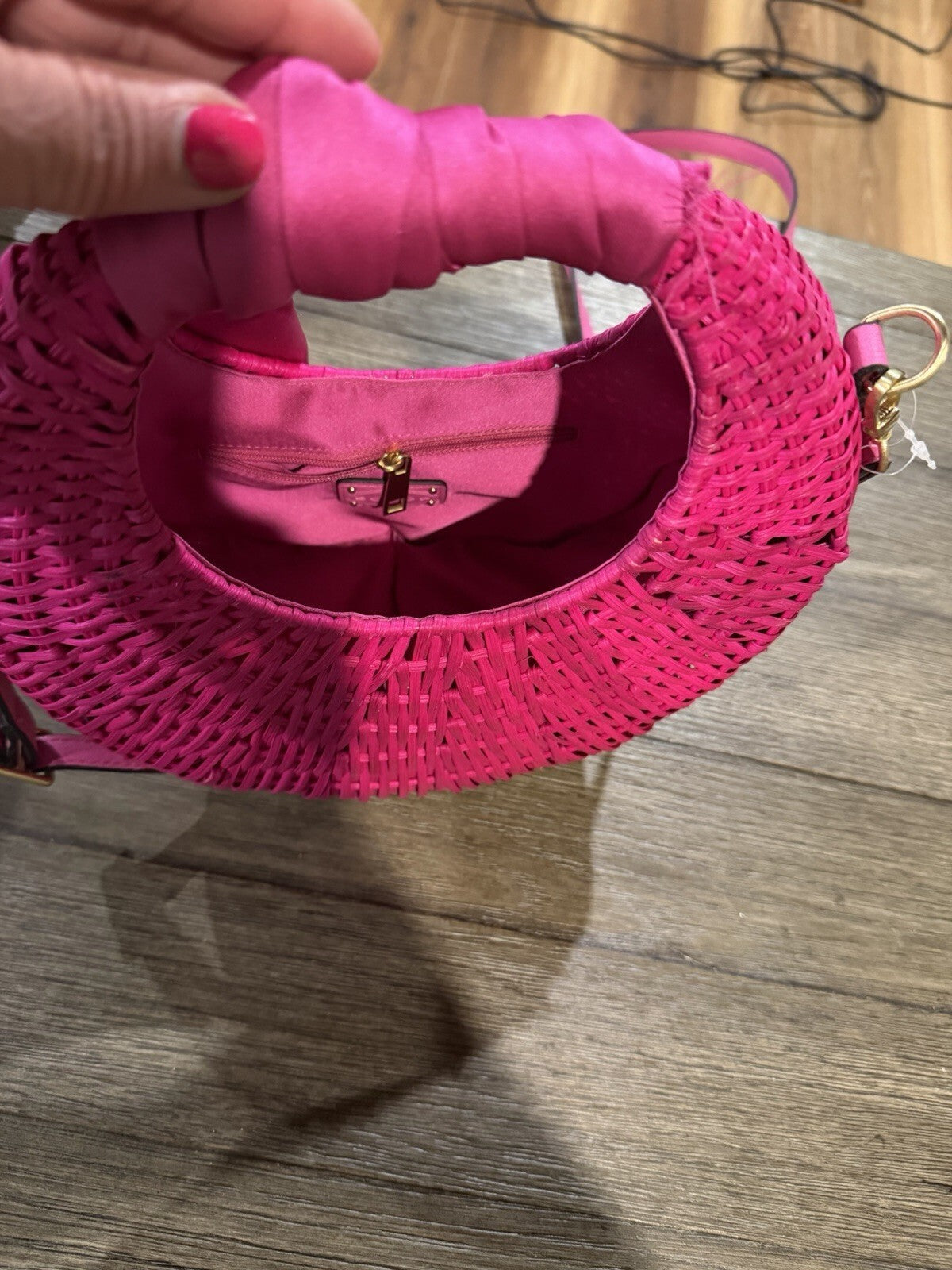 Cocco Pink Woven Handle Handbag with Satin Accent