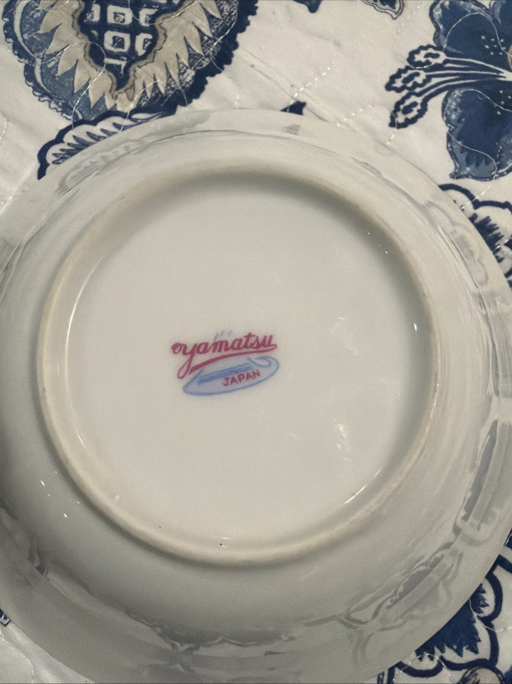 Vintage Japanese Yamatsu Bowl with Floral Design NEAR PERFECT CONDITION