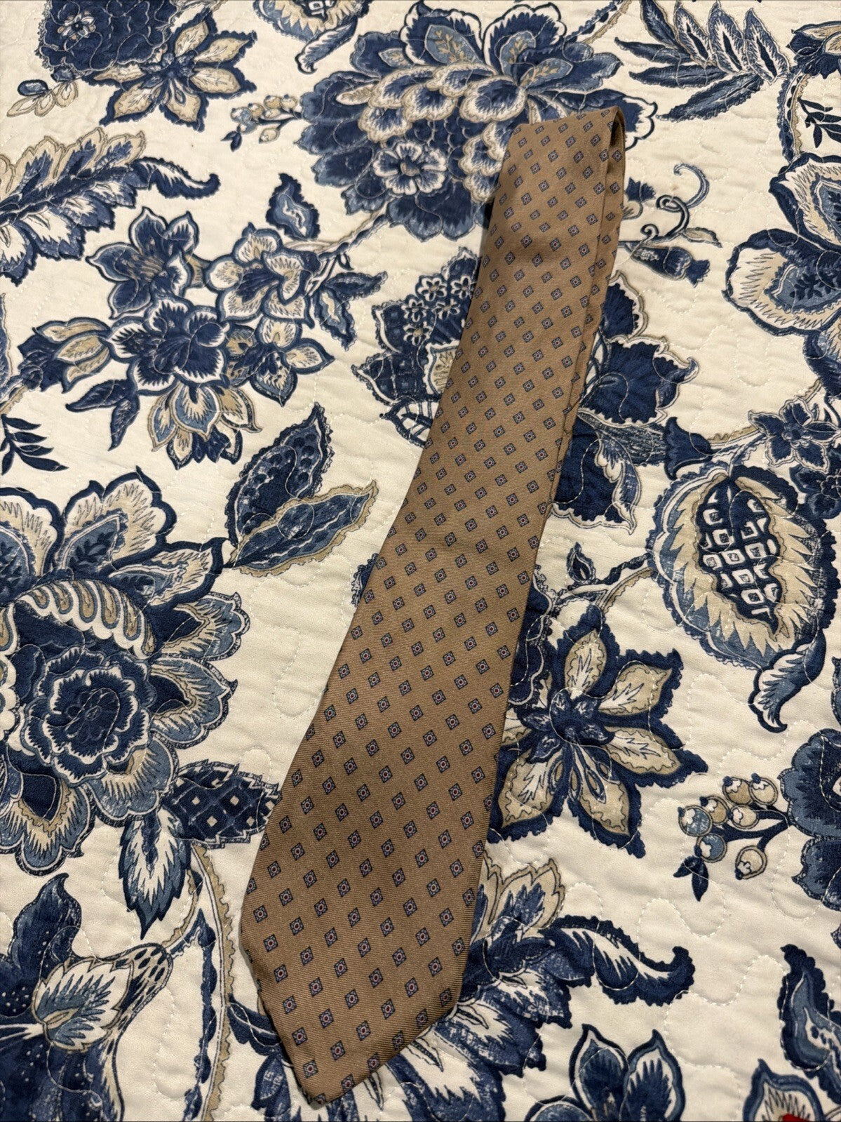 Vintage Men's Brown Silk Tie with Blue Geometric Pattern