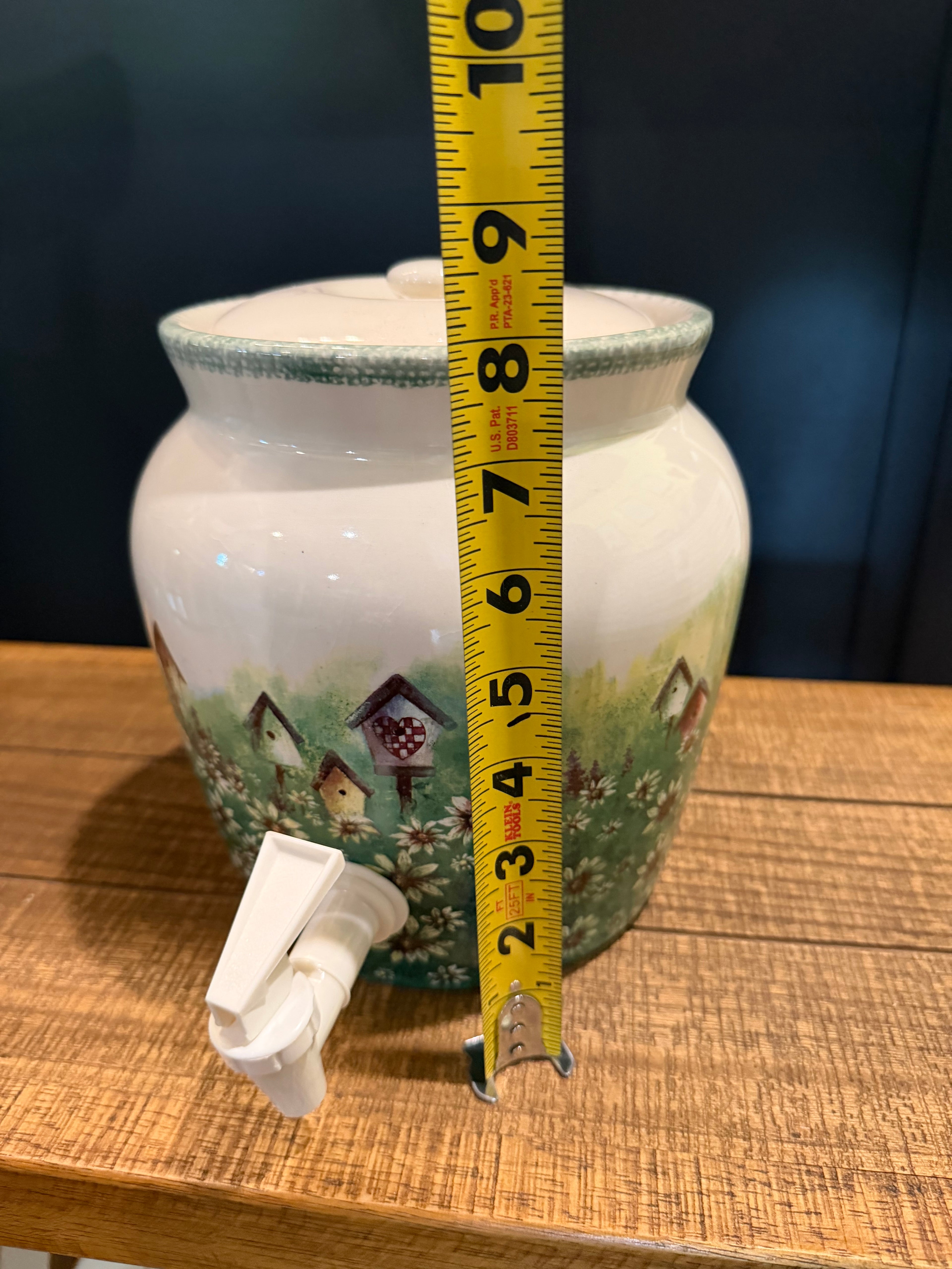 Ceramic birdhouse beverage dispenser