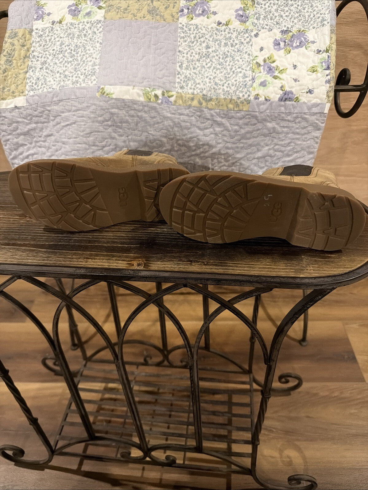 UGG S/N 1112455K