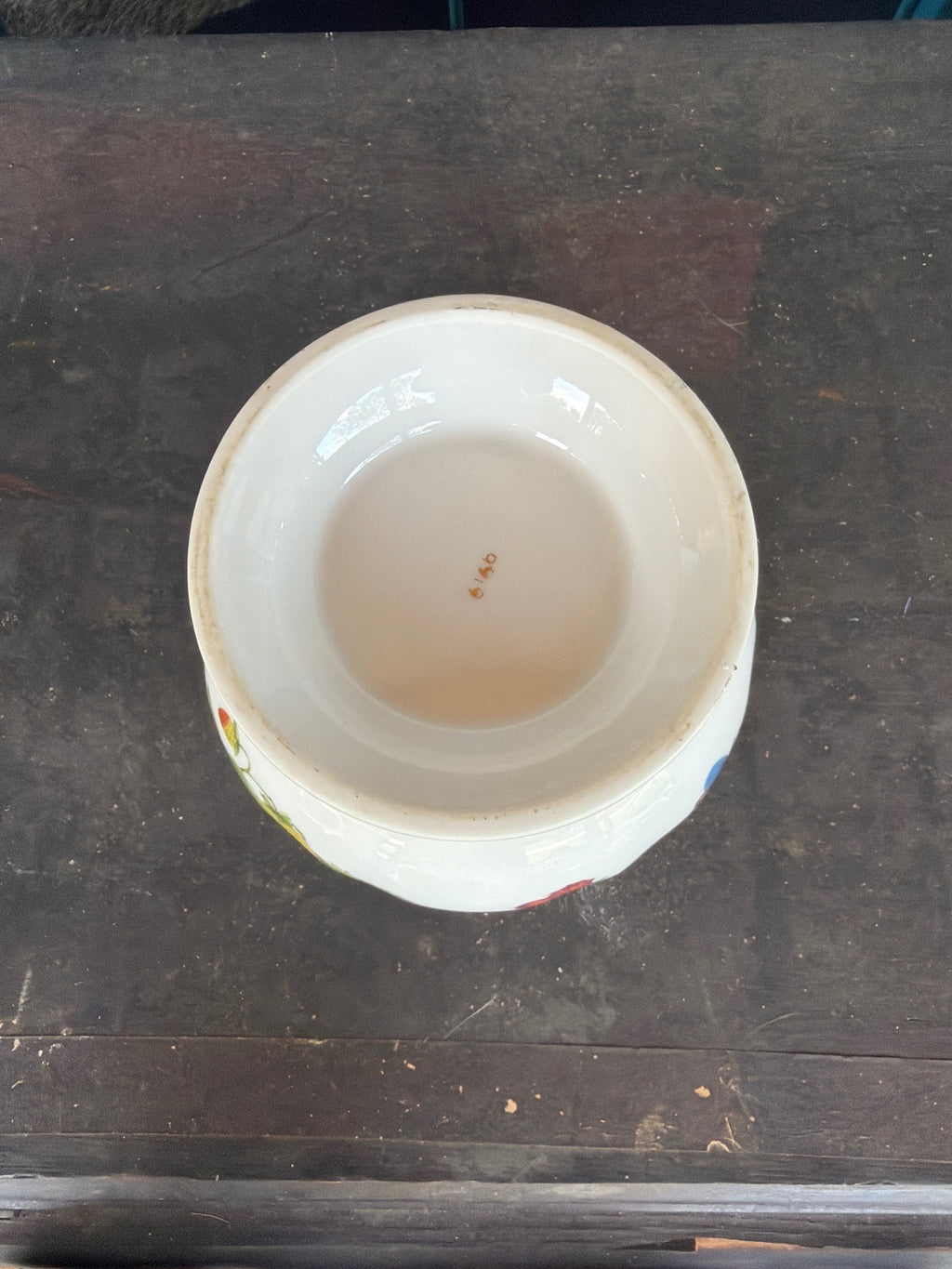 Vintage Lenwile Ardalt porcelain vase or cachepot featuring a hand-painted motif