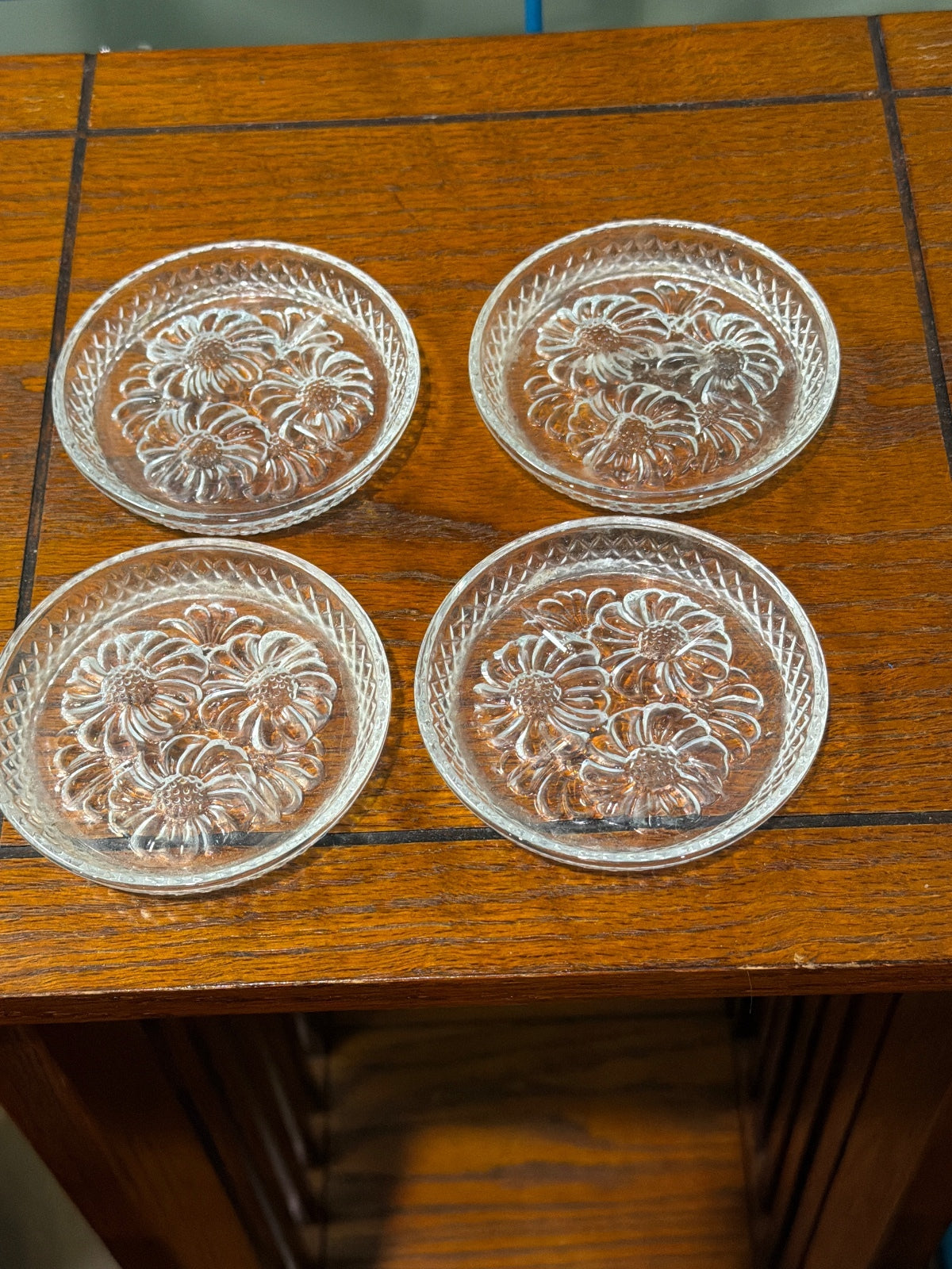 This is a vintage Cristal d'Arques-Durand "Breteuil" crystal coaster