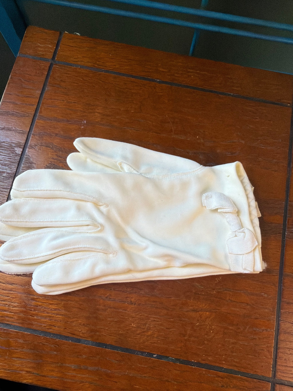 Vintage White cotton Gloves with Buckle Detail