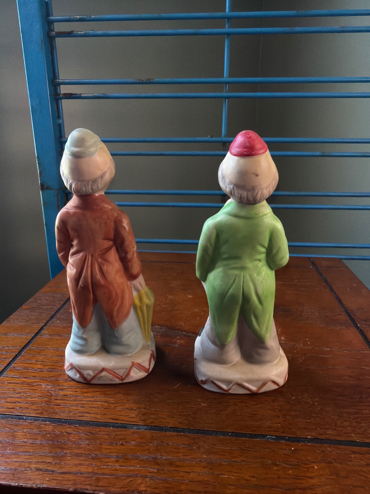 Vintage Ceramic Figurine Pair of Gentlemen with Umbrella and Cane