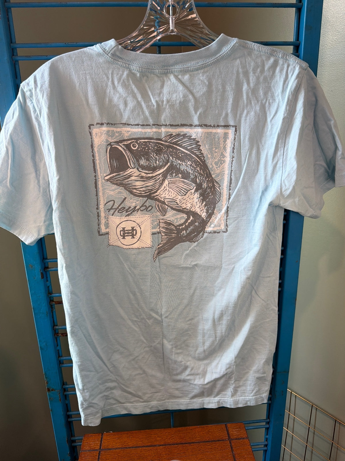 Heybo Outdoors Light Blue Graphic T-Shirt XXL