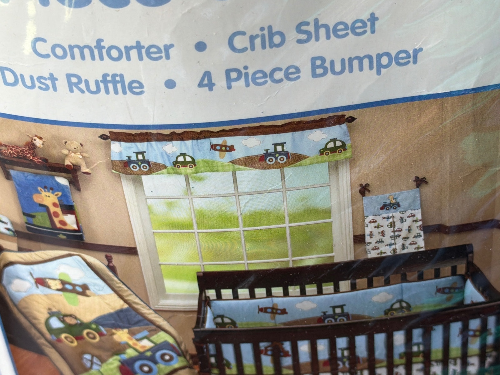 Garanimals 4-Piece Crib Set with Comforter, Crib Sheet, Dust Ruffle, and Bumper