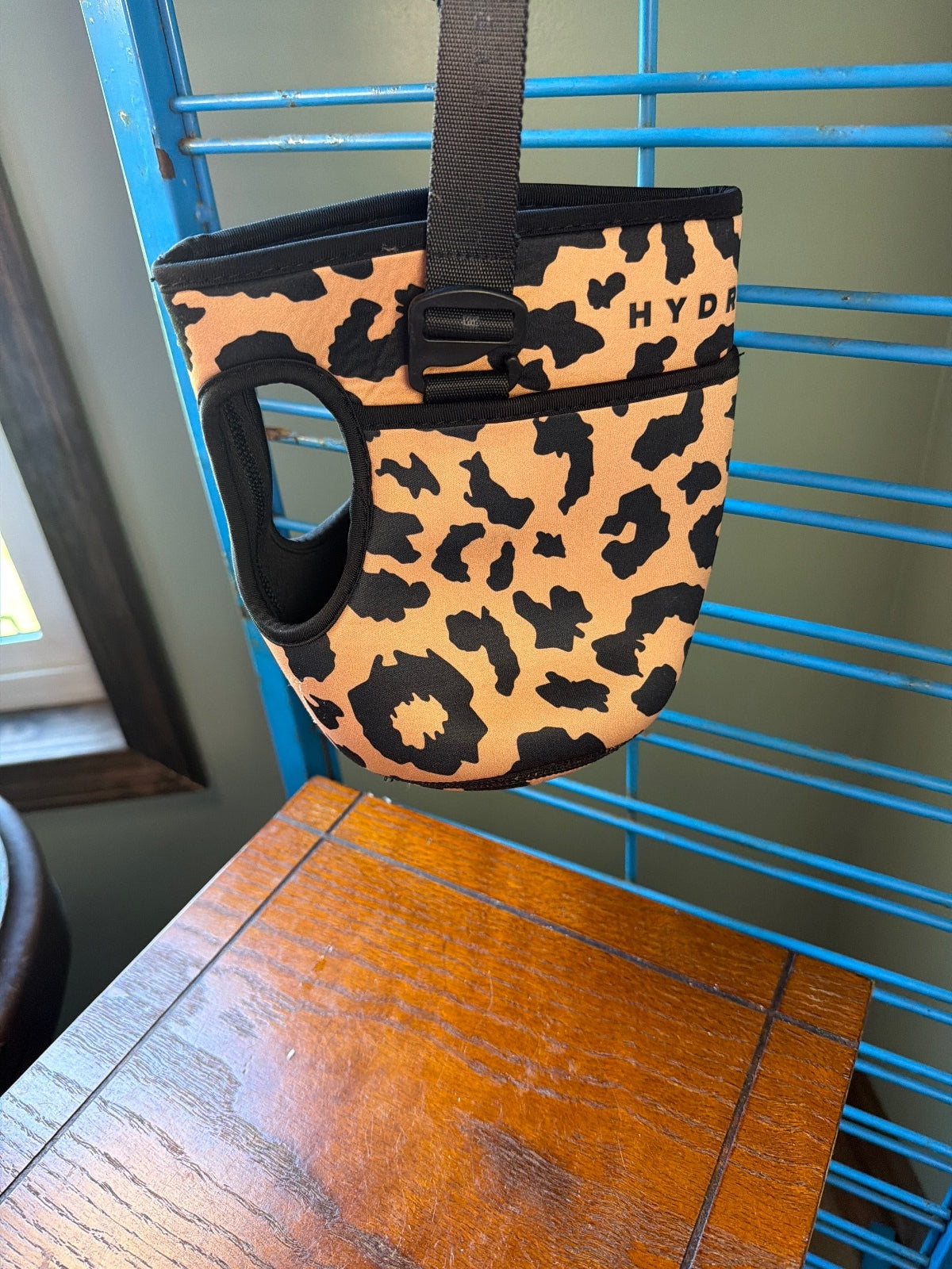 Hydro Jug Neoprene Sleeve with Adjustable Strap in Leopard Print