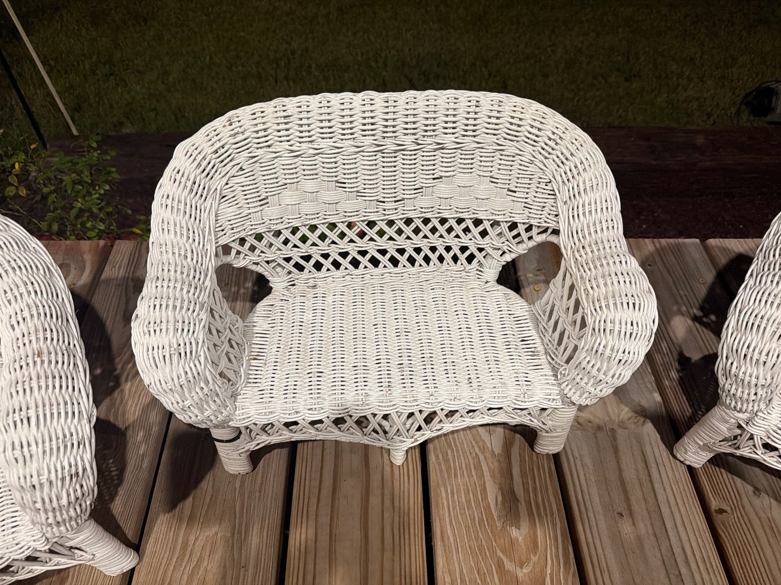 Set of 3 White Wicker Miniature Chairs