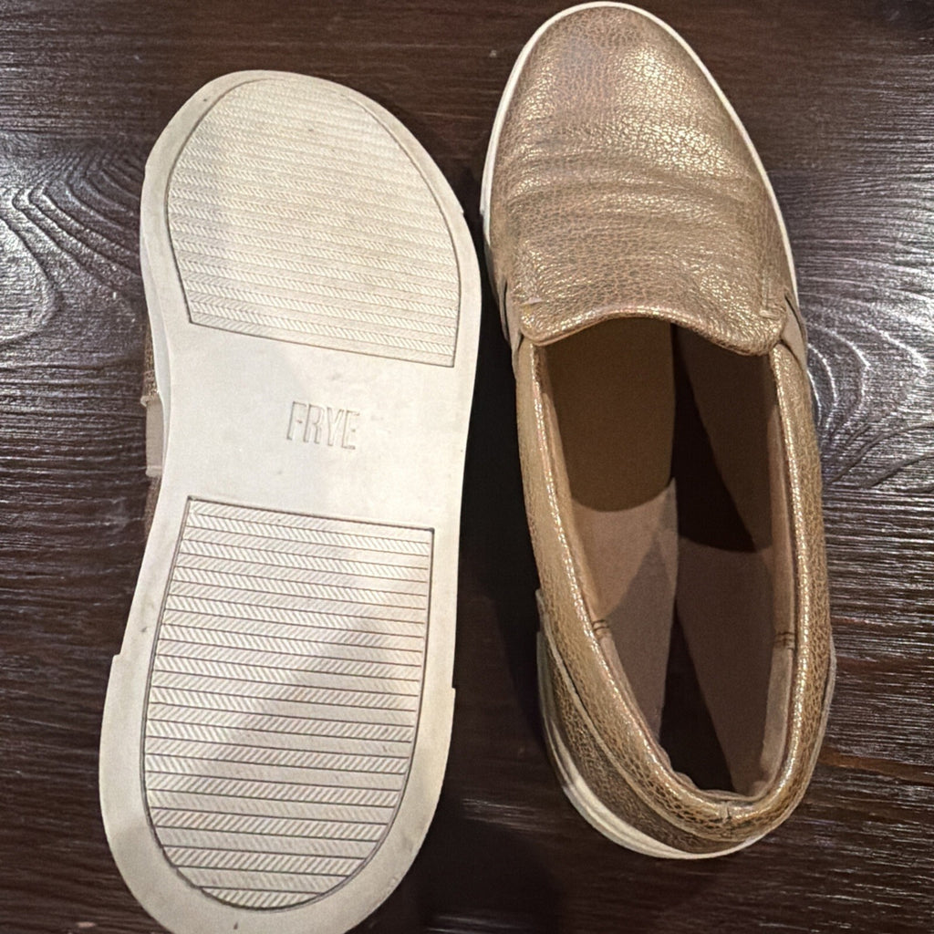 Frye Women's Size 7M Gold Leather Slip-On Shoes